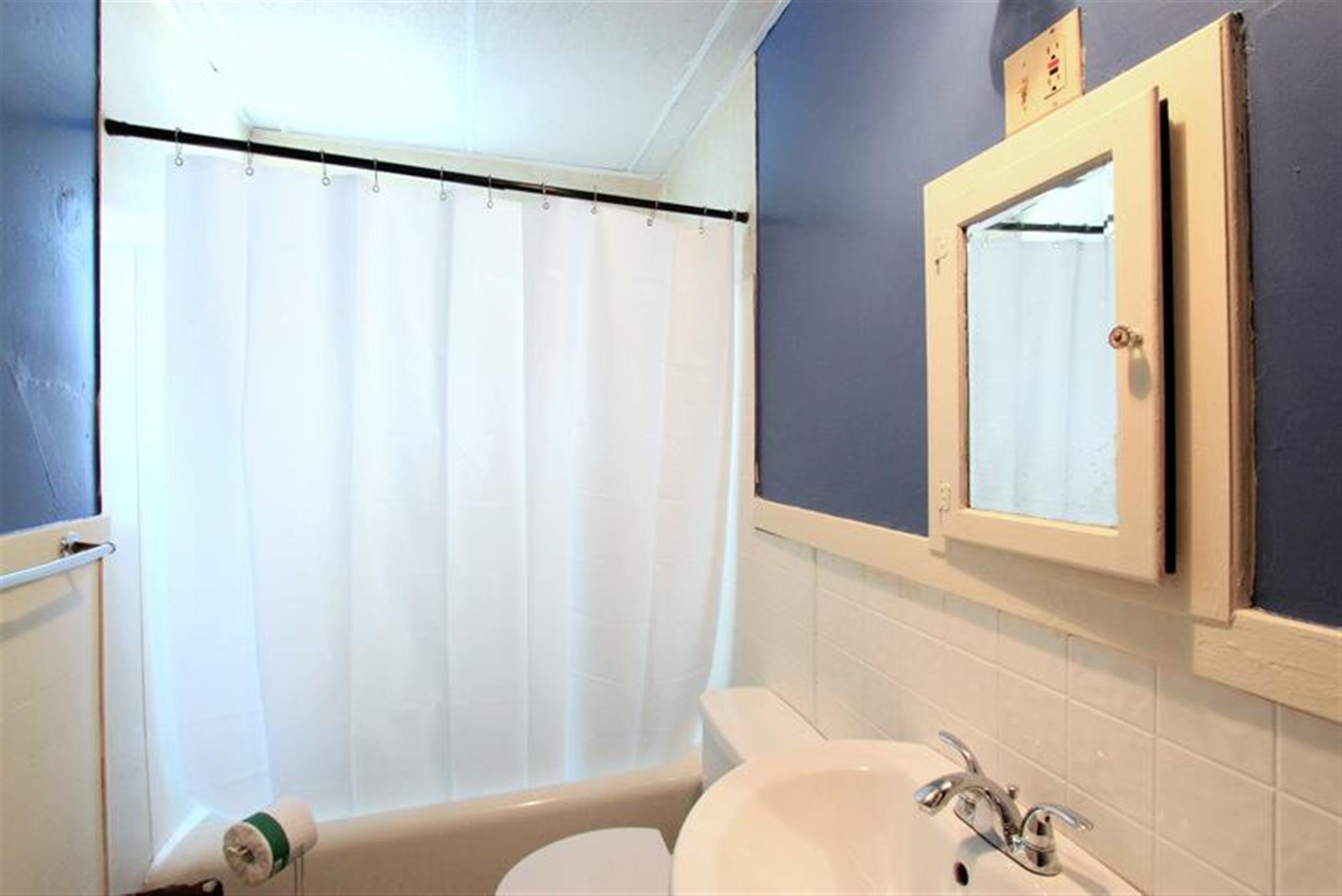 1 bed, 1 bath apartment for rent at 45 Kidder Ave Unit 1R, Davis Square — photo 4 of 18