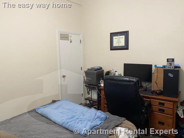 219 Massachusetts Ave, East Arlington