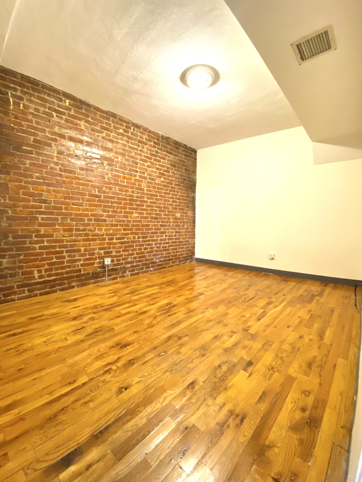 840 Huntington Ave, Mission Hill