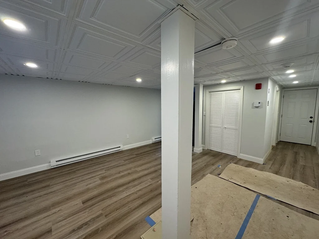 102 Cross St, East Somerville