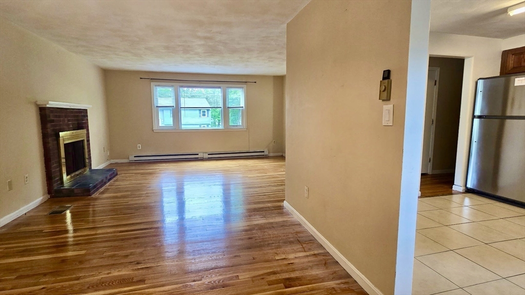 3 Concord Rd, Shrewsbury