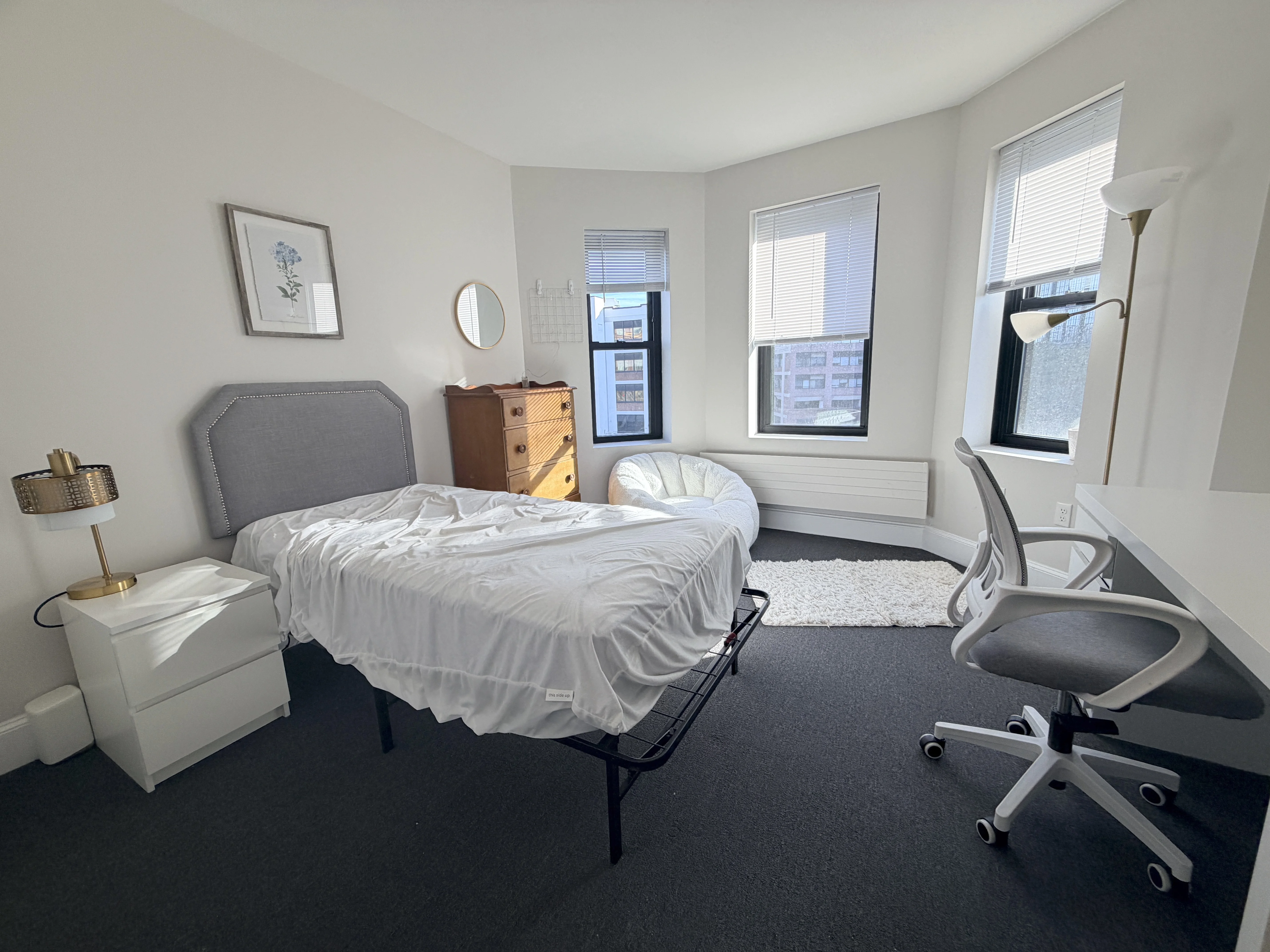 829 Beacon St, Fenway