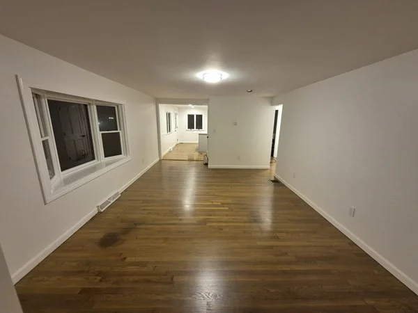 5 Lake View Ave, Peabody