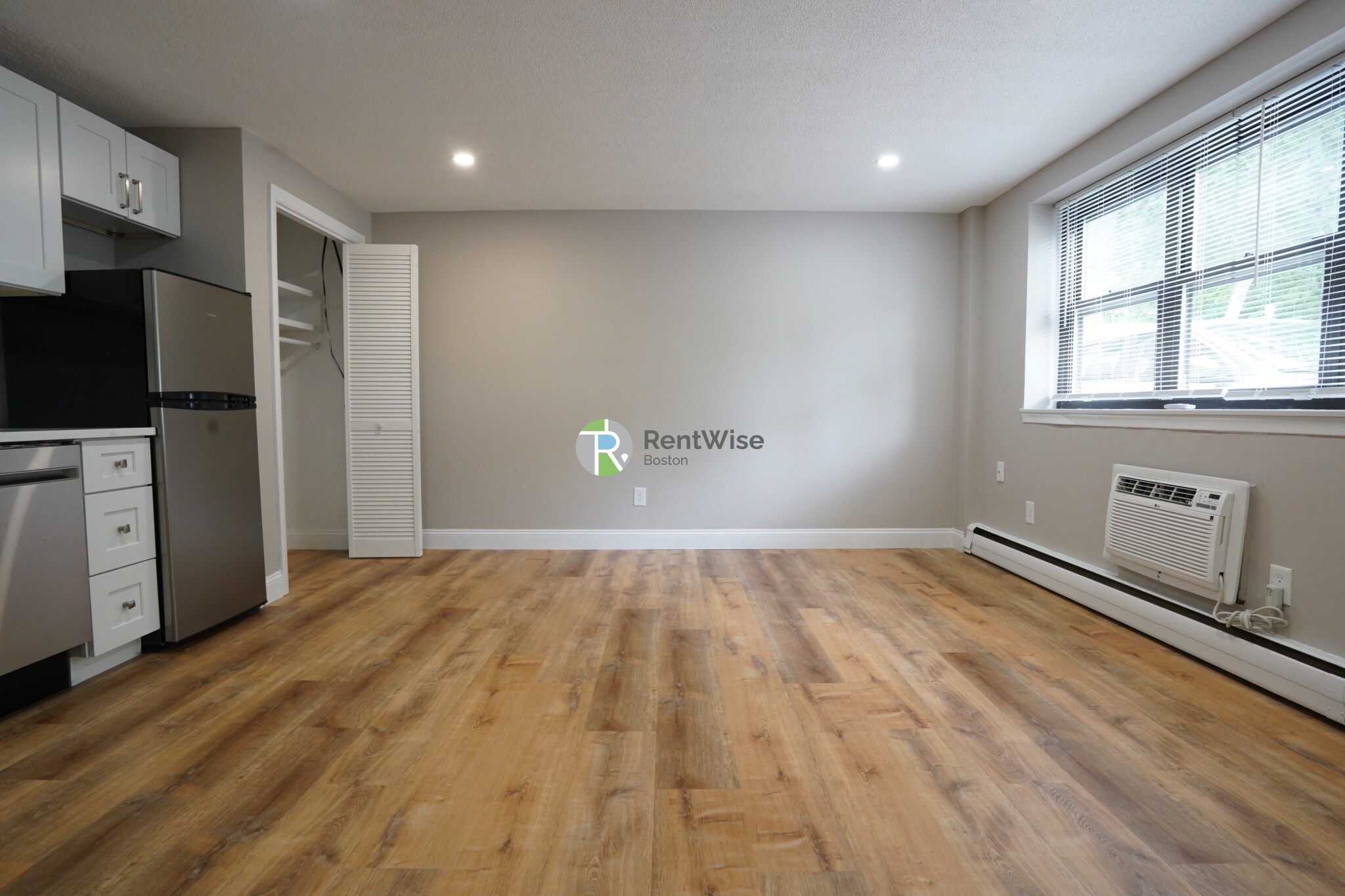 77 Mason Ter, Corey Hill