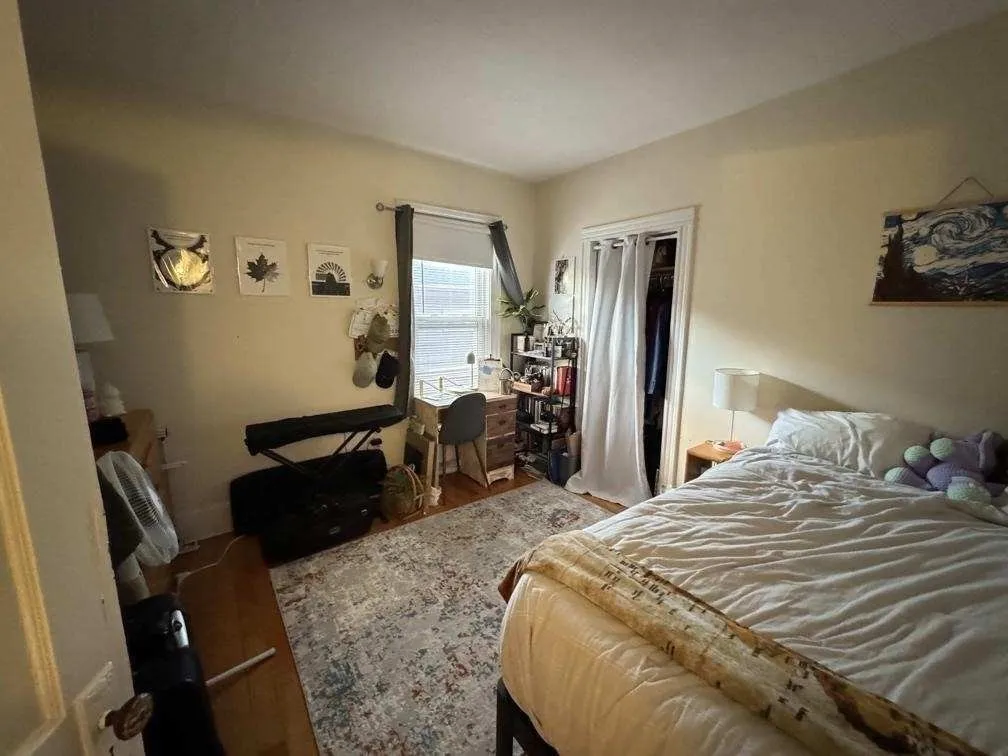 28 Sunset Rd, West Somerville