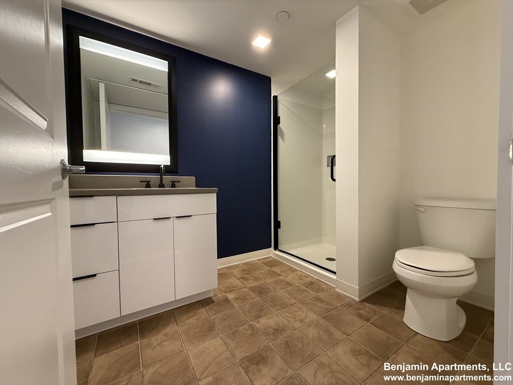 89 Brighton Ave, Allston