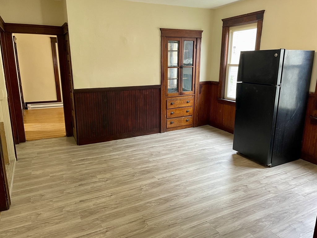 10 Agawam St, Worcester