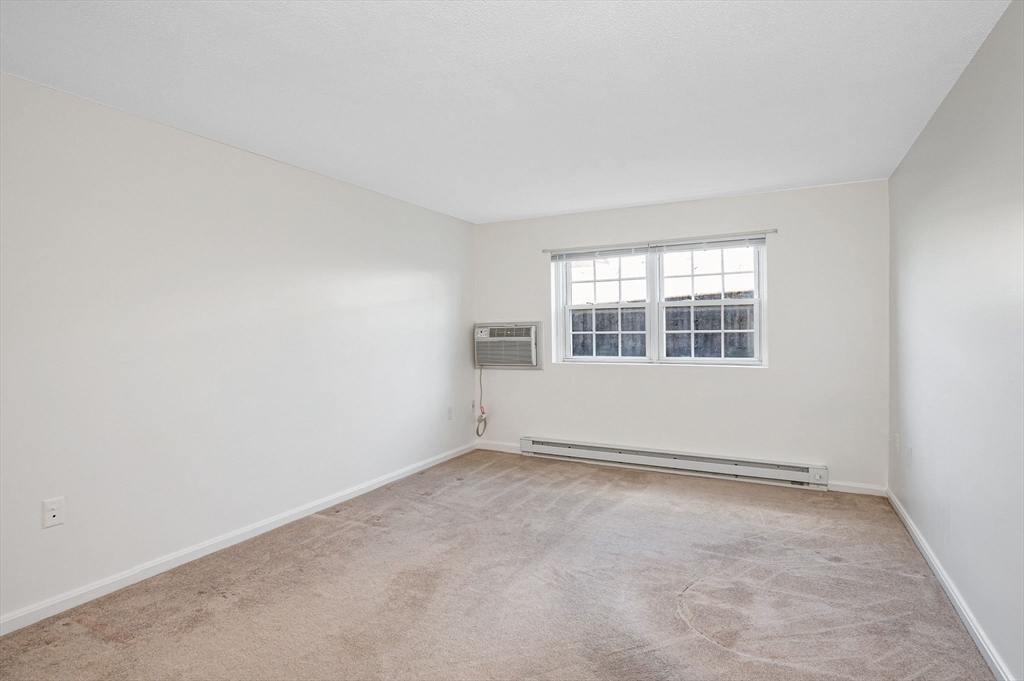 236 Low St, Newburyport