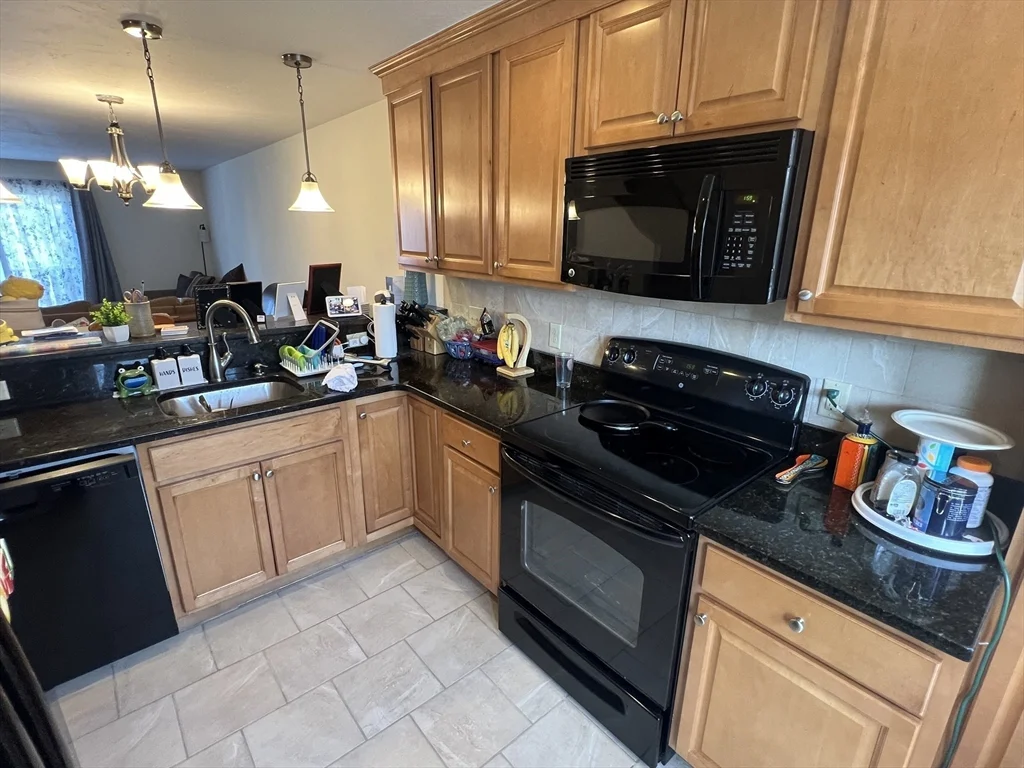 33 Lenglen Rd, Newton