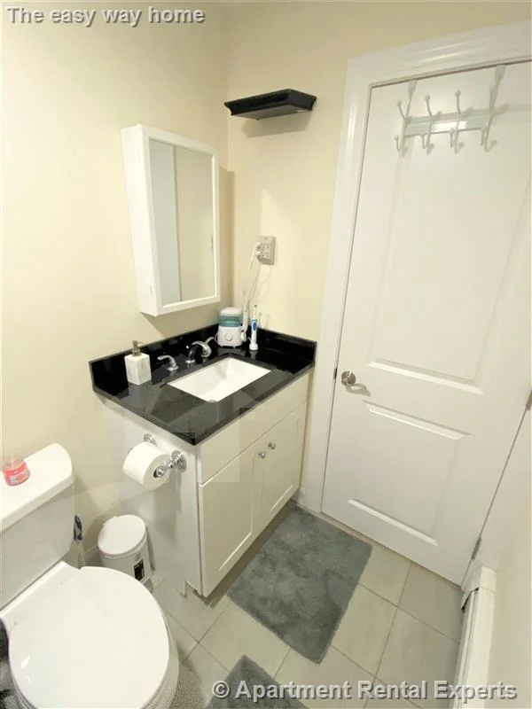 6 Blair Pl, North Cambridge