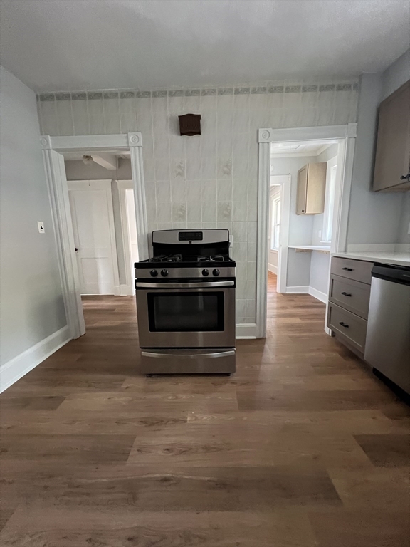 36 Thingvalla, Strawberry Hill