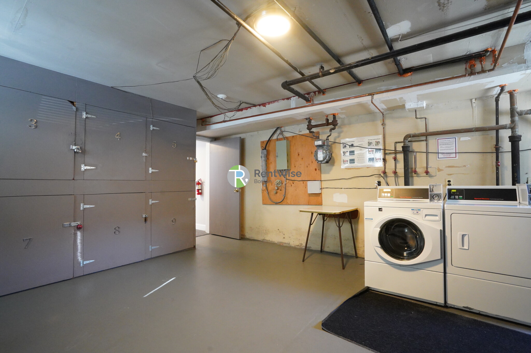 121 Ash St, South Side