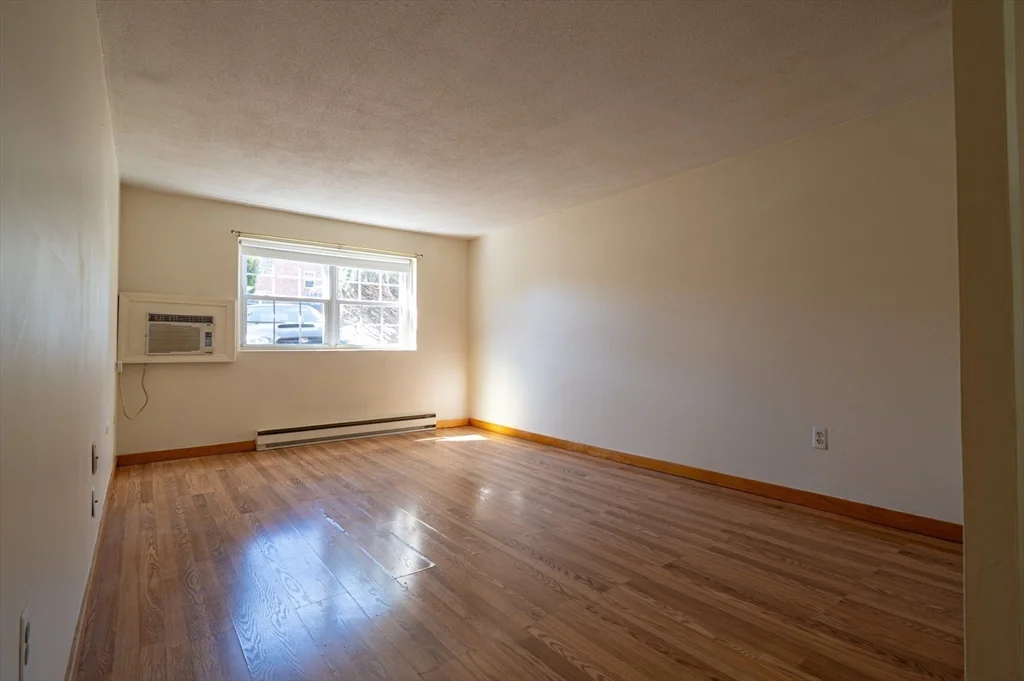 234 Low St, Newburyport