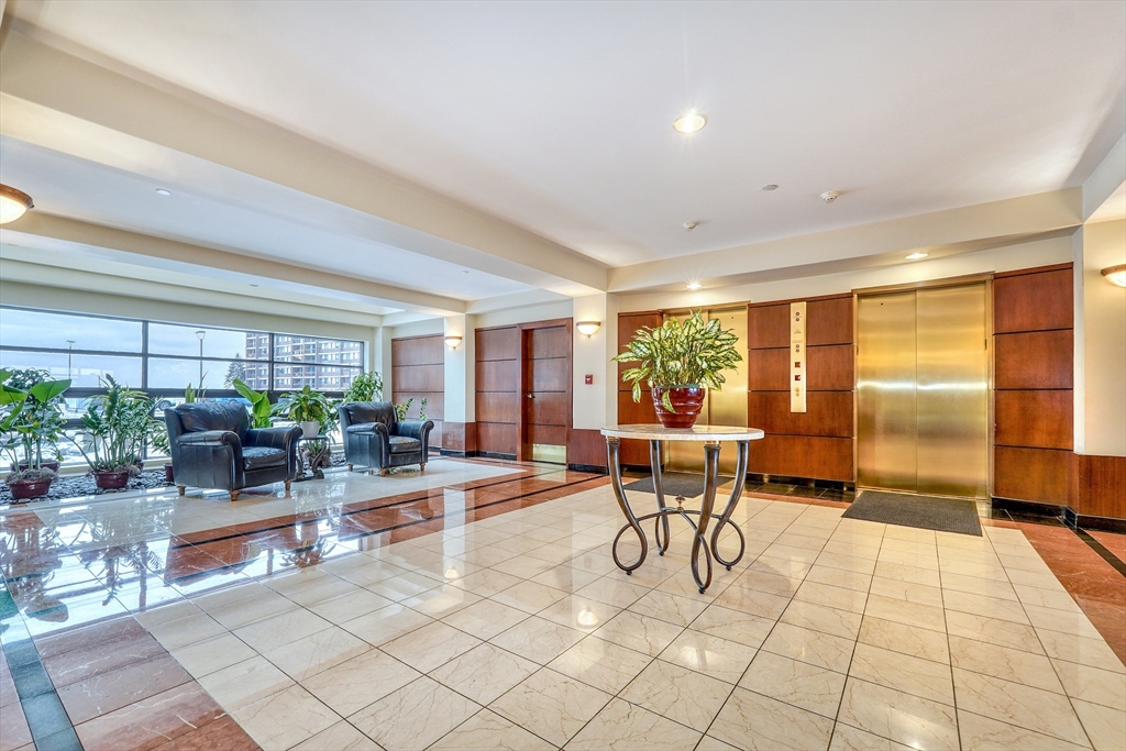 3 Seal Harbor Rd, Winthrop