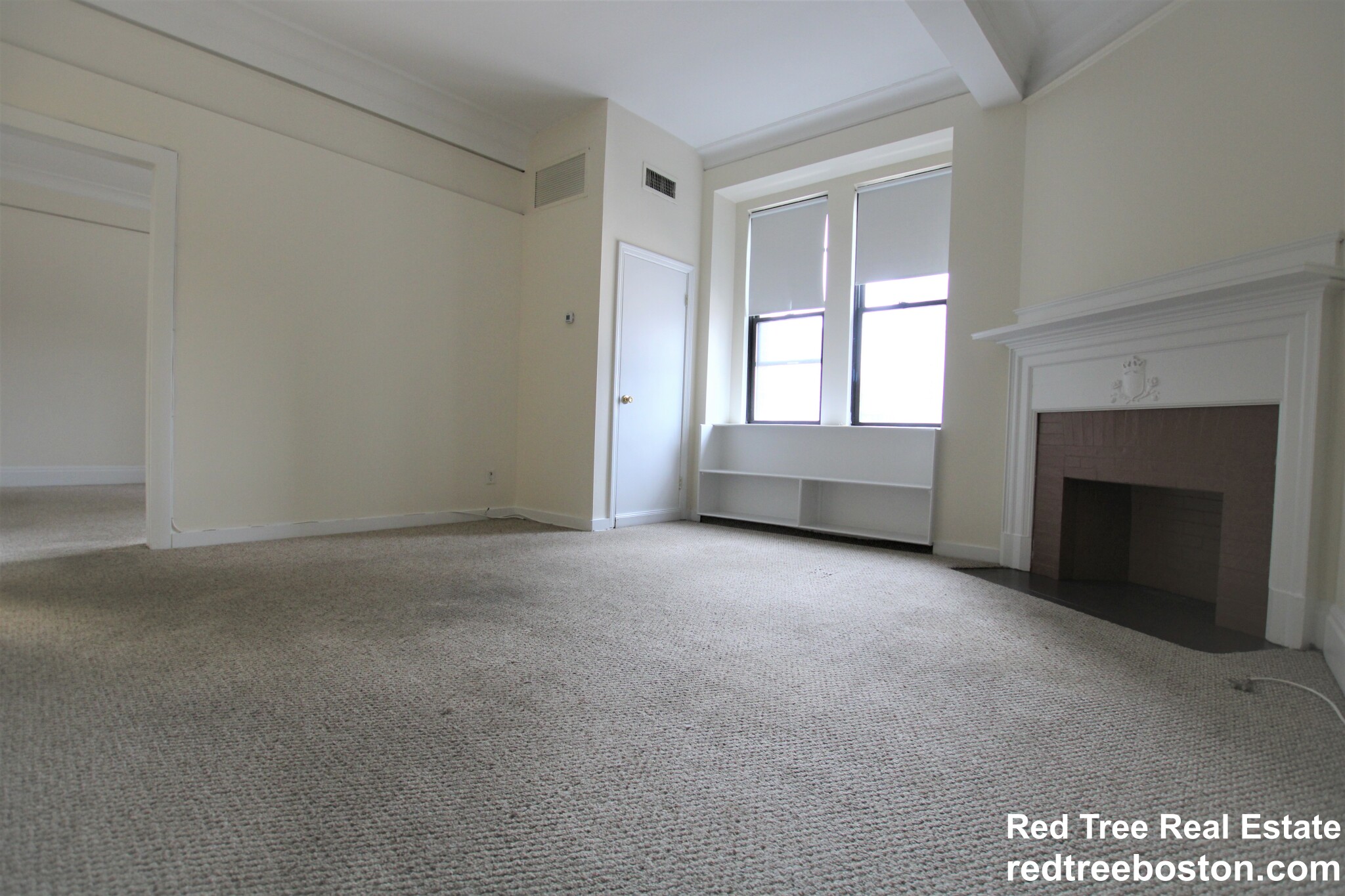 62 Boylston St, Midtown