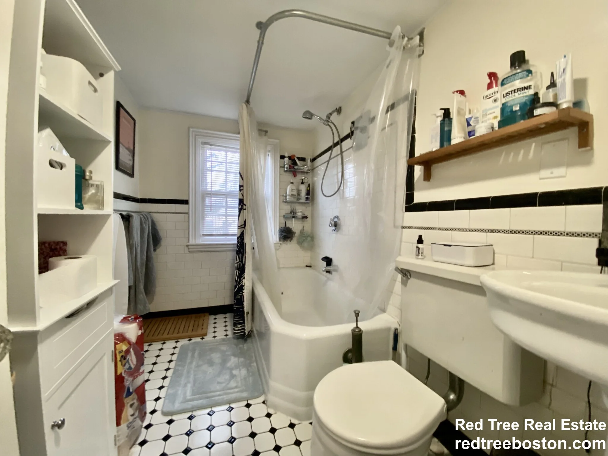 24 Grovenor Rd, Jamaica Plain