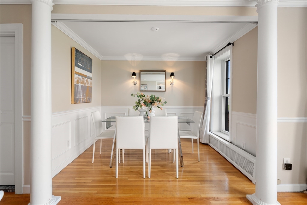 458 Beacon St, Back Bay