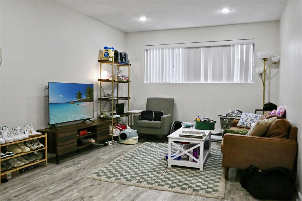 197 Calumet St, Mission Hill