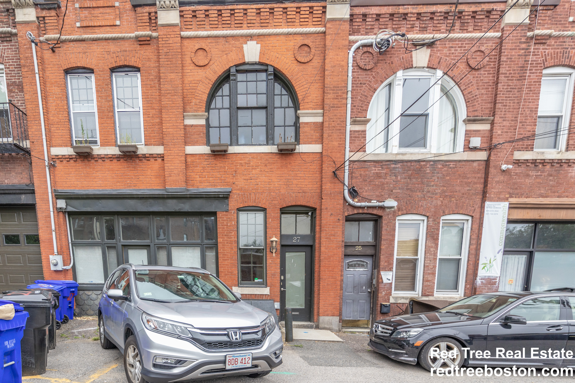 25 Saint Marys Ct, Brookline