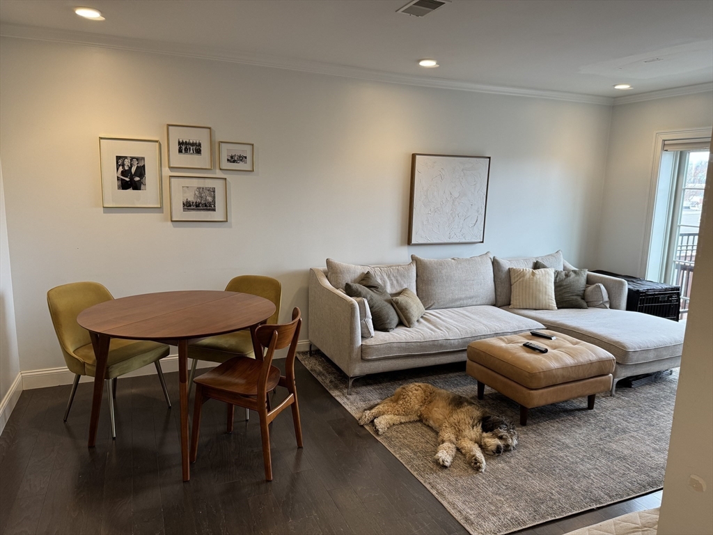 728 East Broadway, South Boston