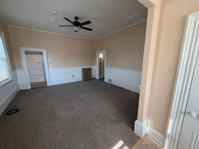 325 Adams St, Abington
