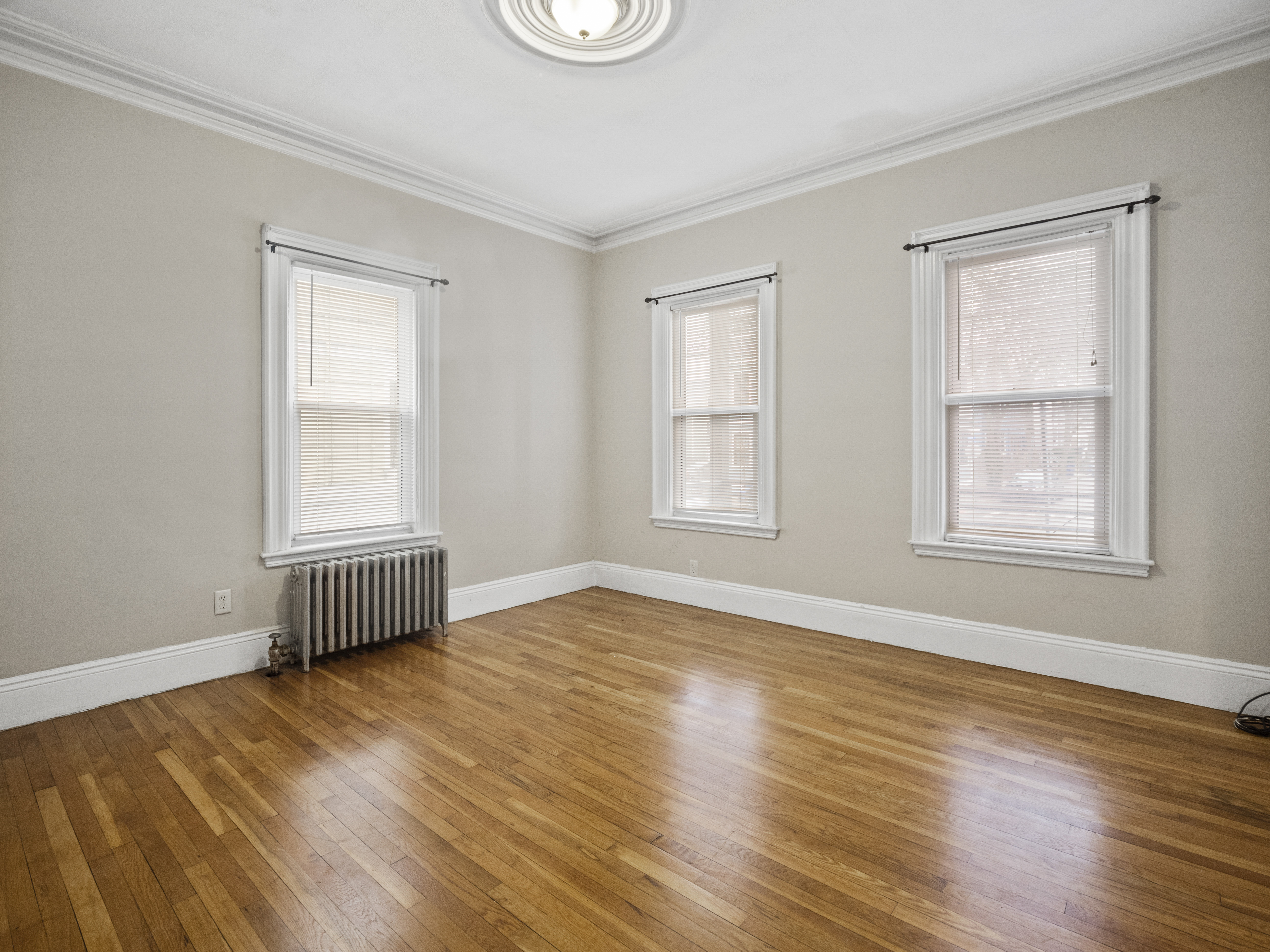 44 Cameron Ave, Teele Square