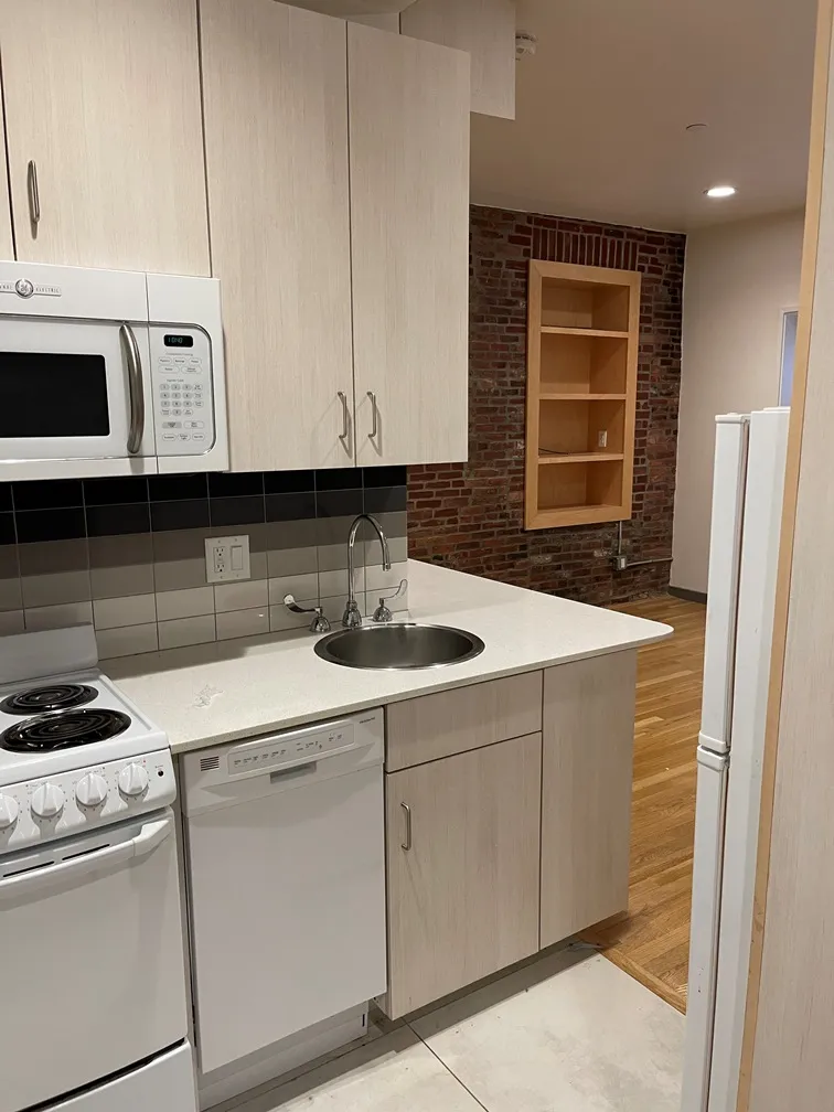 144 Bowdoin St, Boston Downtown