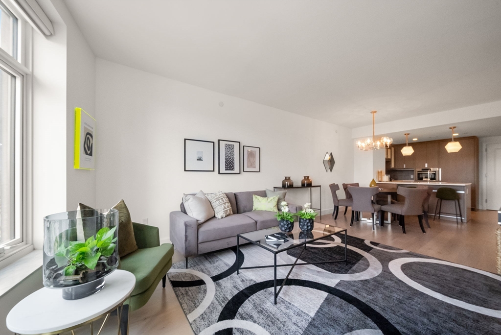 100 Lovejoy Wharf, Waterfront