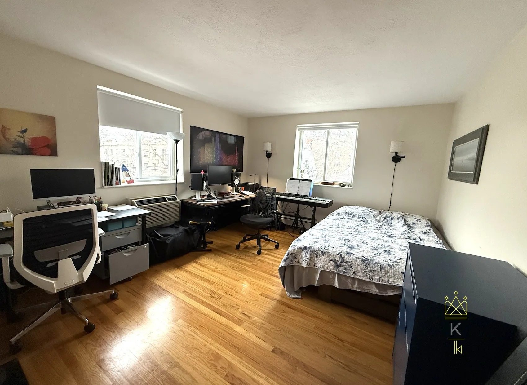 81 Green St, North Brookline