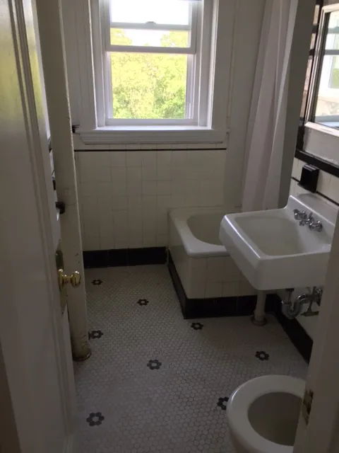 1810 Commonwealth Ave, Brighton