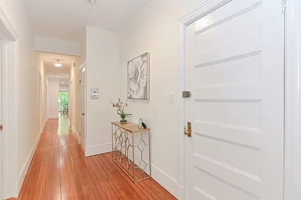 28 Inman St, Mid-Cambridge