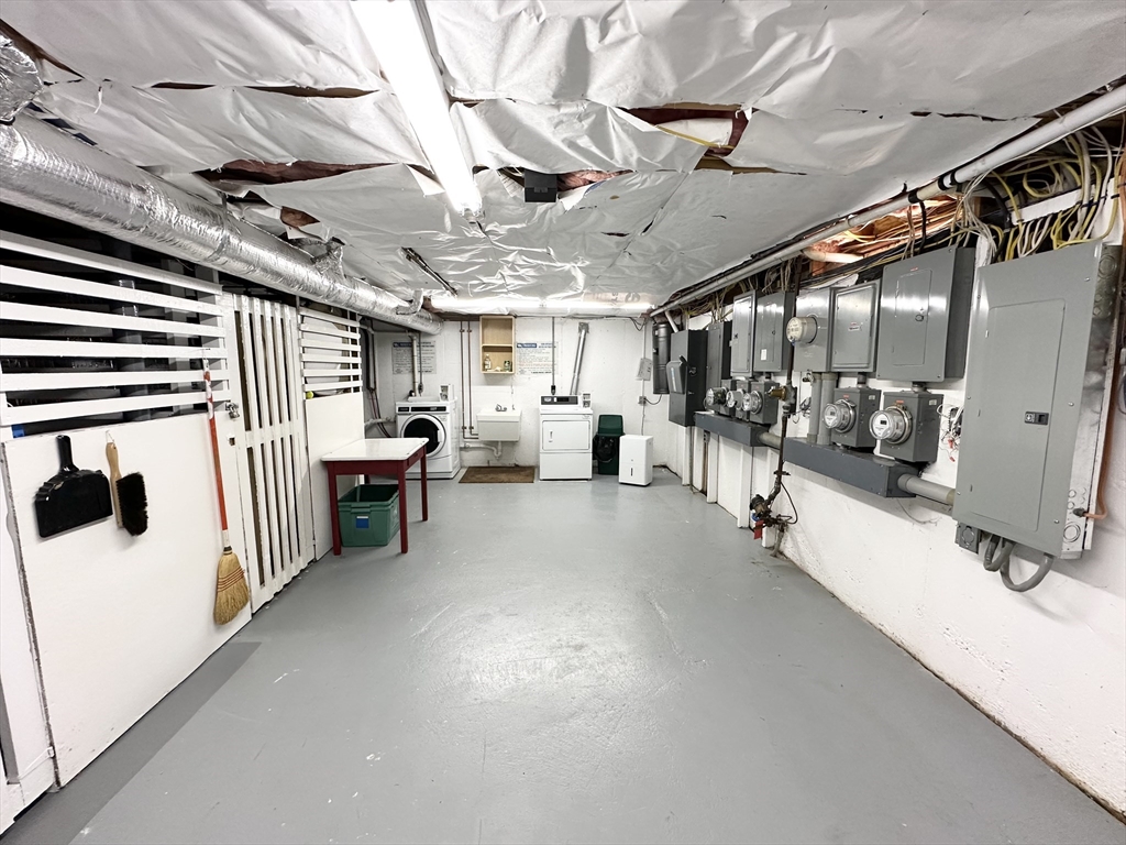 3 Franzone Dr, Bradford