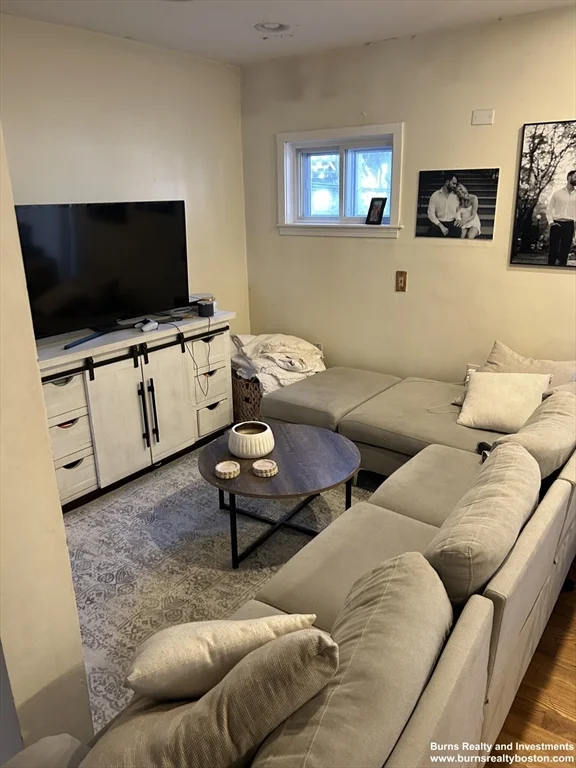 178 Bowen St, South Boston