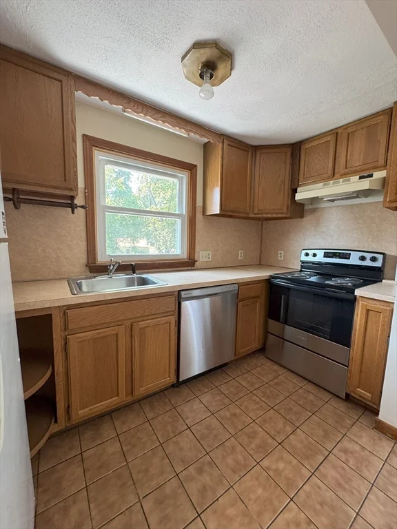 245 East St, East Dedham