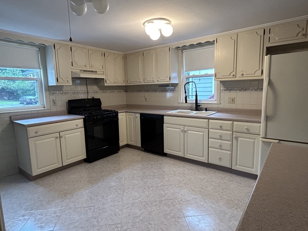 175 Maple St, Malden