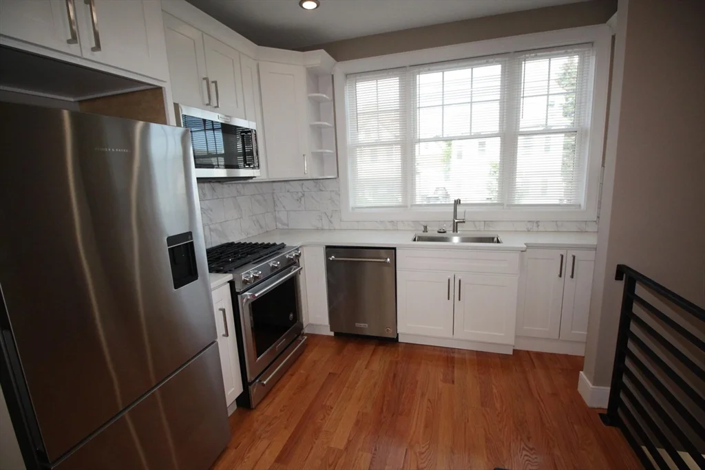 114 Main St, Everett