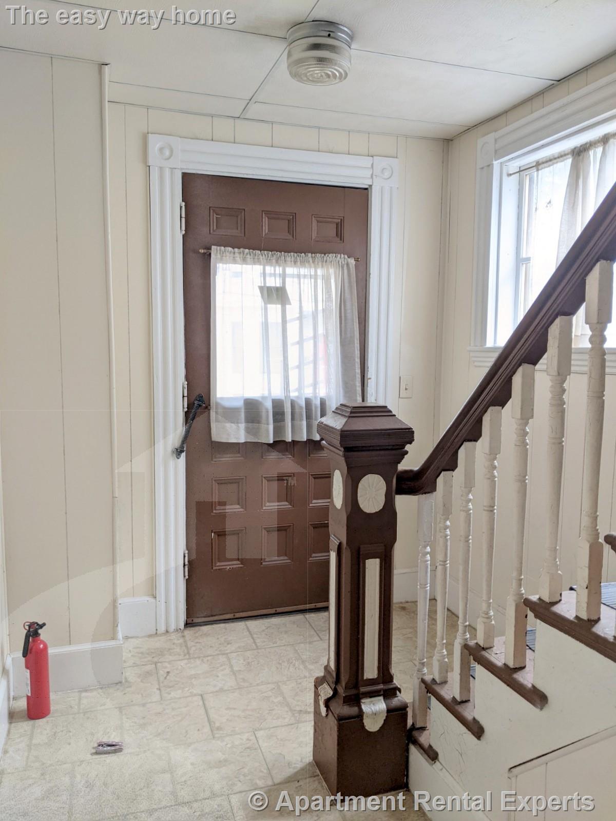 20 Mossland St, Porter Square