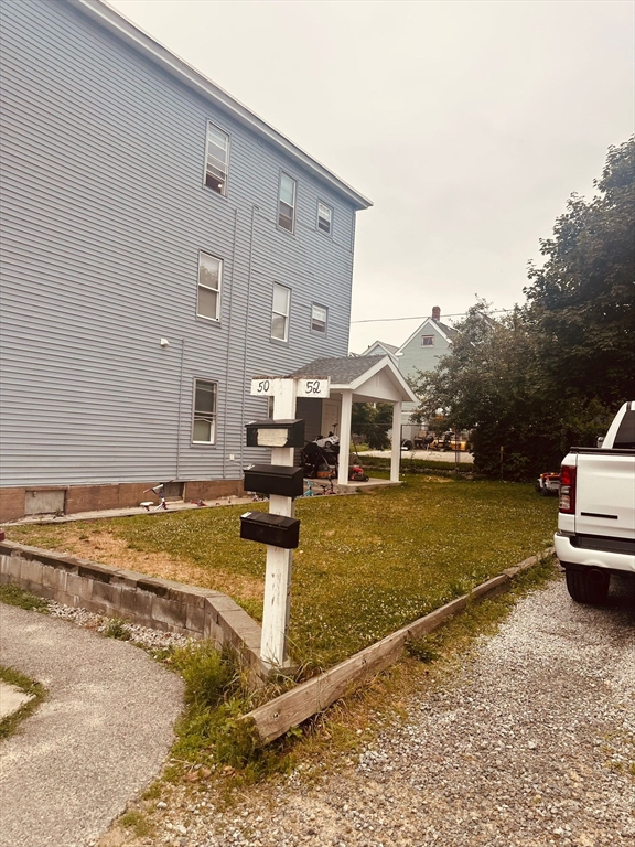 50-52 Andrew St, Lowell