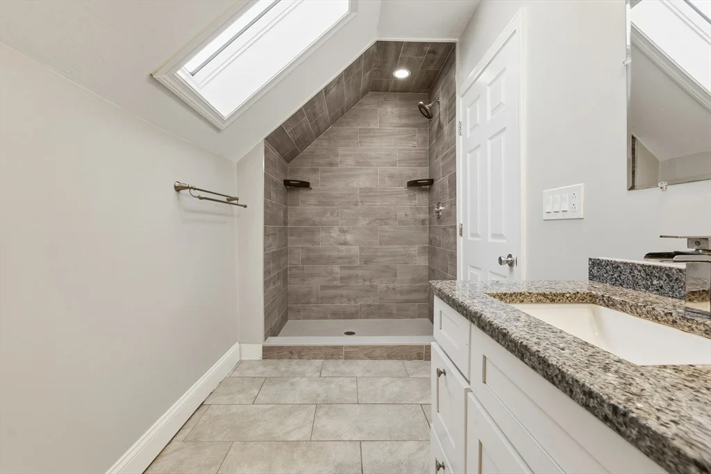 21 Emerton St, Salem