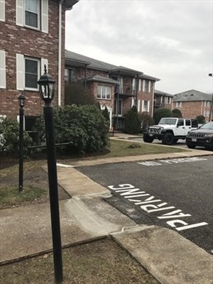 348 Neponset, Canton