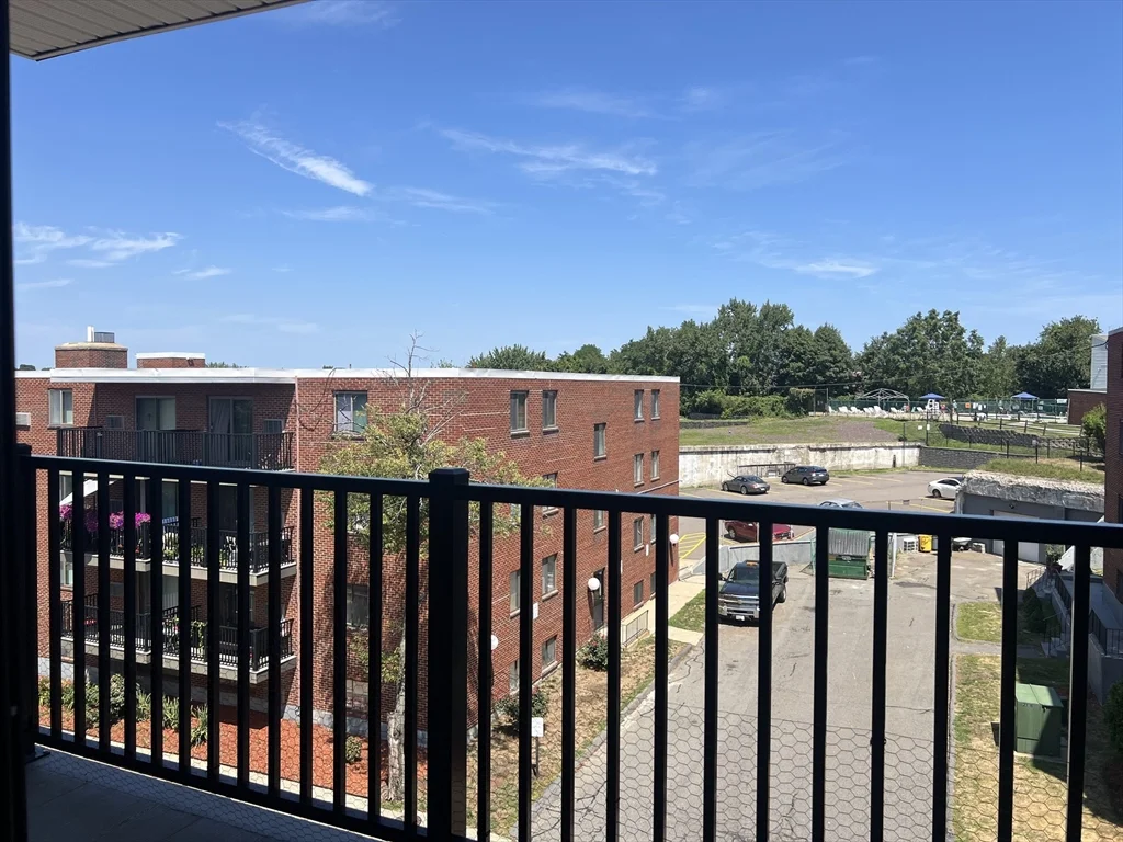 200 Governors Park, Winthrop