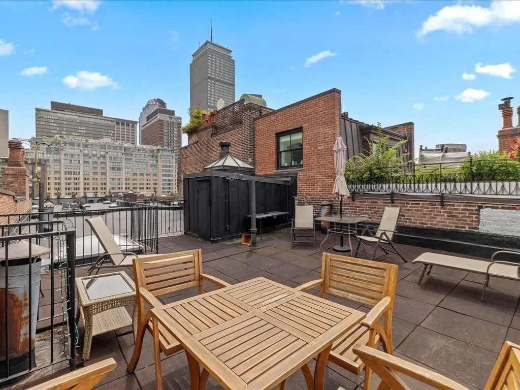 228 Commonwealth Ave, Back Bay