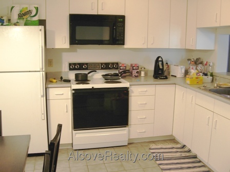 175 Beacon St, Ward Two