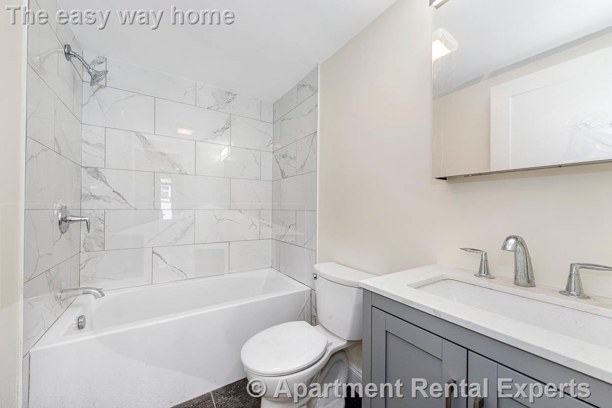 70-72 Stanley Ave, Tufts