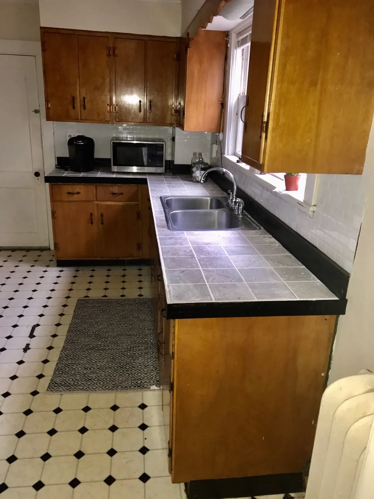 171 Hillside St, Mission Hill