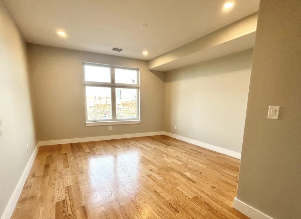 16 Baker Ct, Dorchester