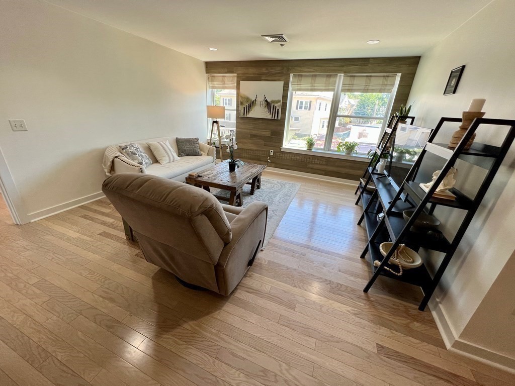 1 bed, 1 bath apartment for rent at 99 Chestnut Hill Ave Unit 209, Brighton — photo 8 of 21