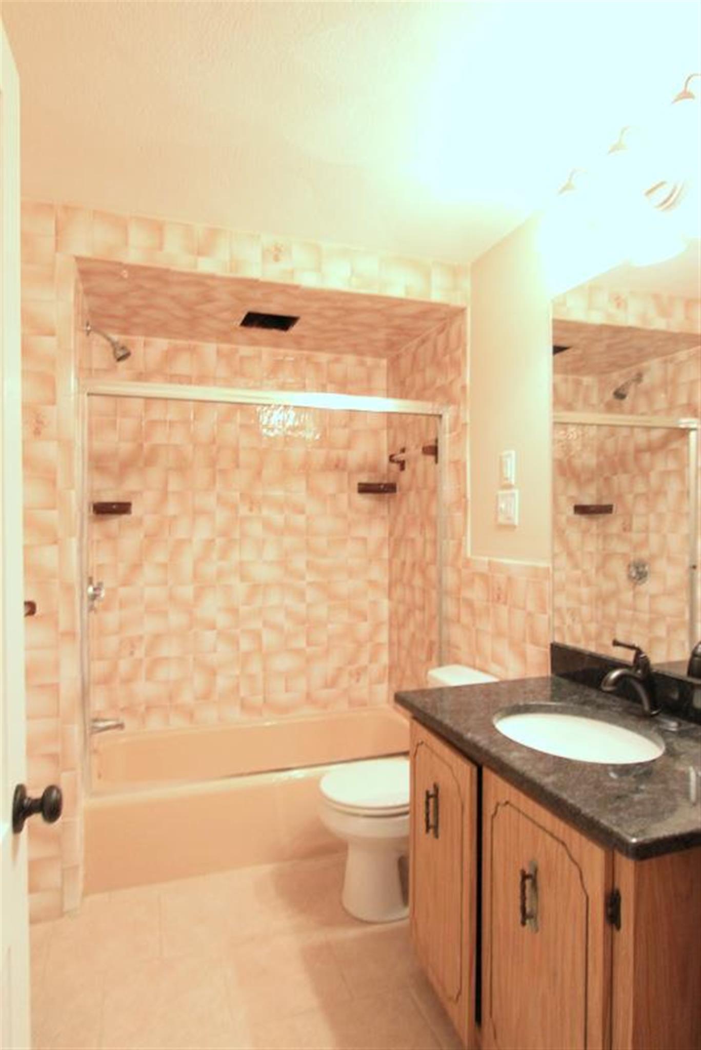 2.5 bed, 1 bath apartment for rent at 17 Taft St Unit 2, Medford — photo 15 of 21