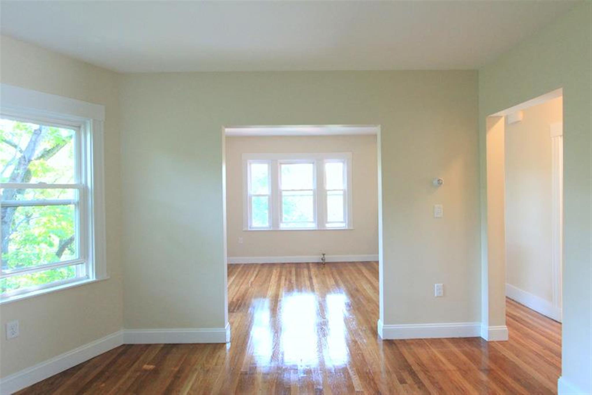 2.5 bed, 1 bath apartment for rent at 17 Taft St Unit 2, Medford — photo 4 of 21