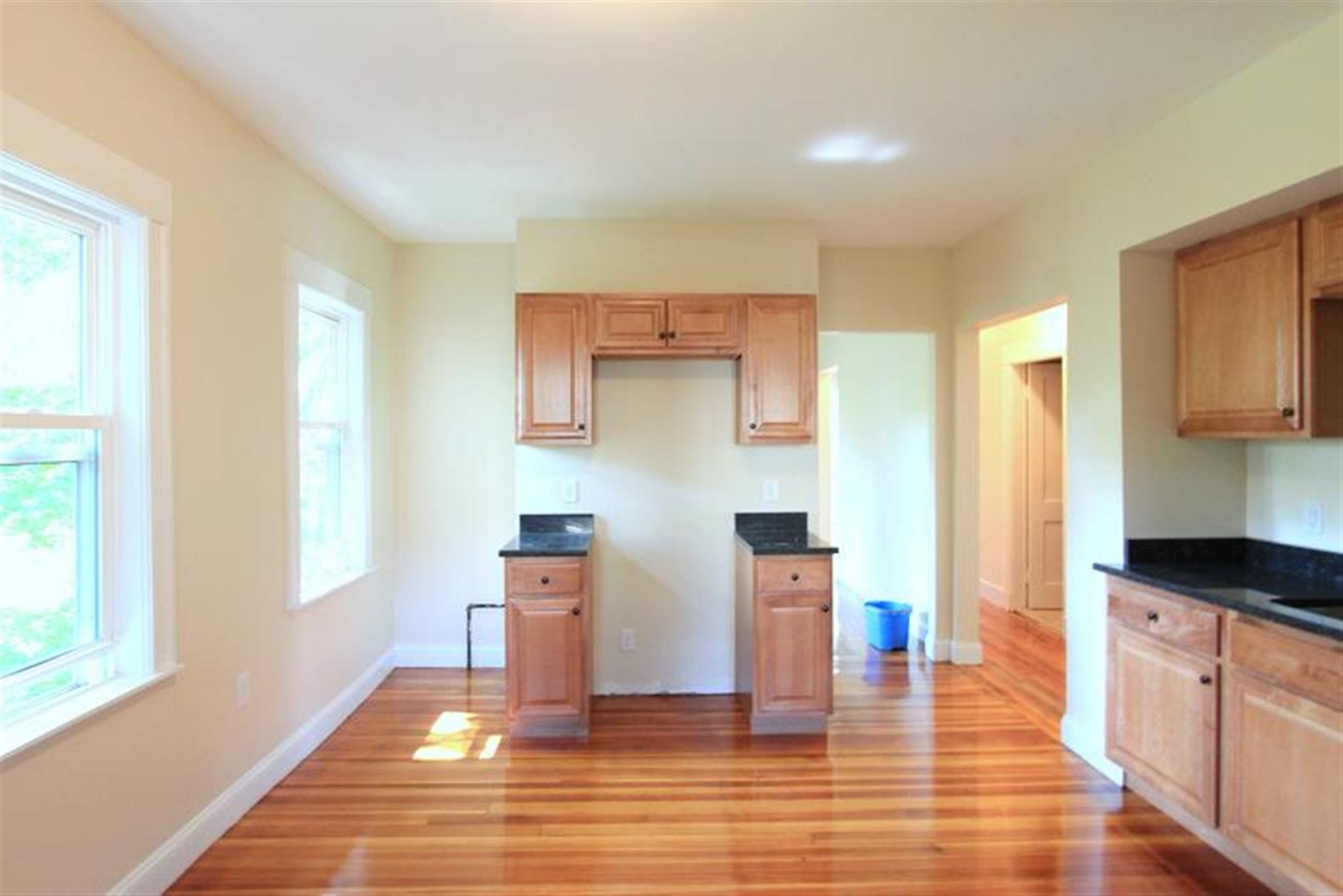 2.5 bed, 1 bath apartment for rent at 17 Taft St Unit 2, Medford — photo 13 of 21